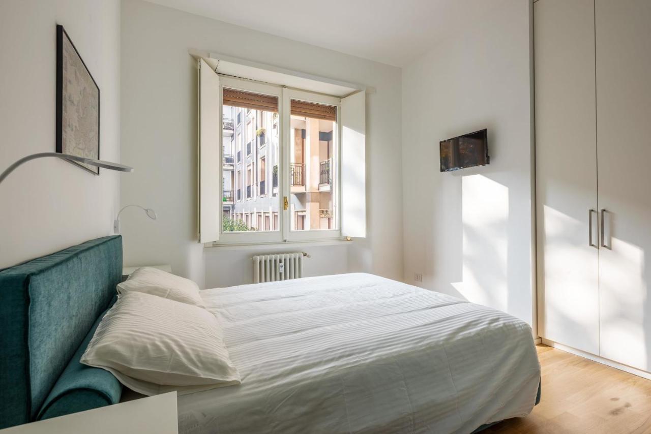 Spacious & Comfortable Apartment In Duomo By Easylife Милан Экстерьер фото